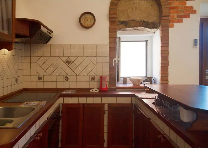 A Casa Di Nicola - Goelba Marmi